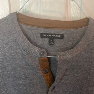 Banana Republic Long-Sleeve Shirt